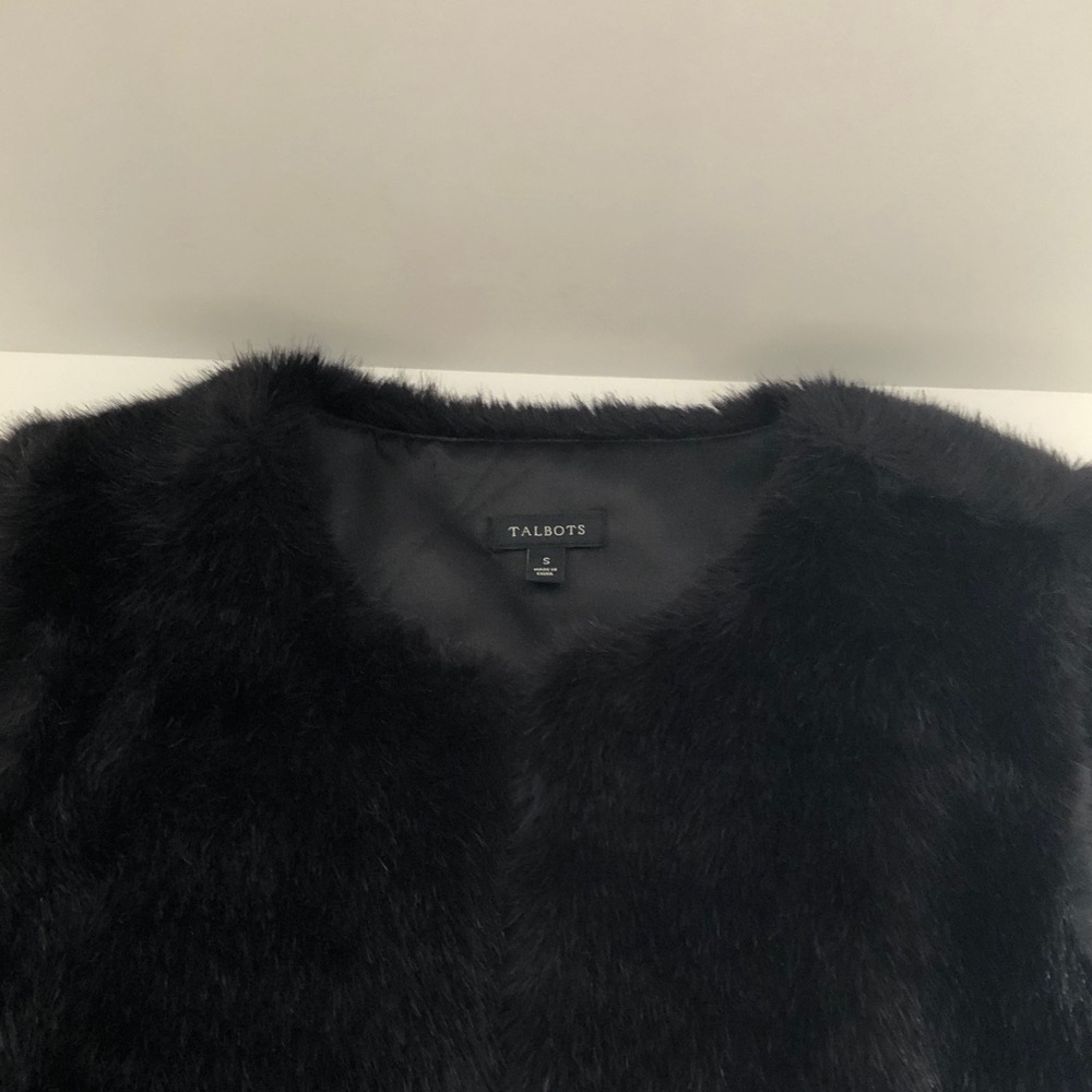 Talbots Black Faux Fur Vest - Picture 5 of 6